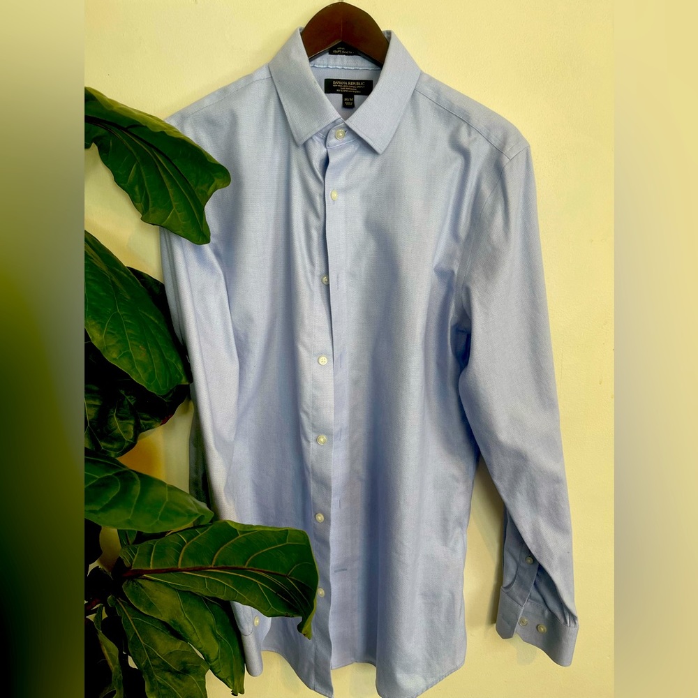 Banana Republic blue button down dress shirt